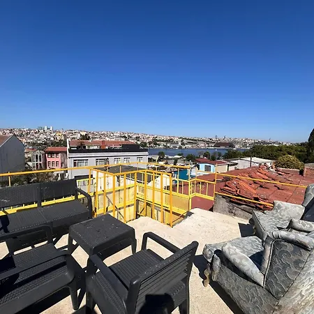 I1 House With Lovely Seaview Terrace