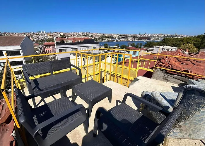 I1 With Lovely View By The Tram 4*