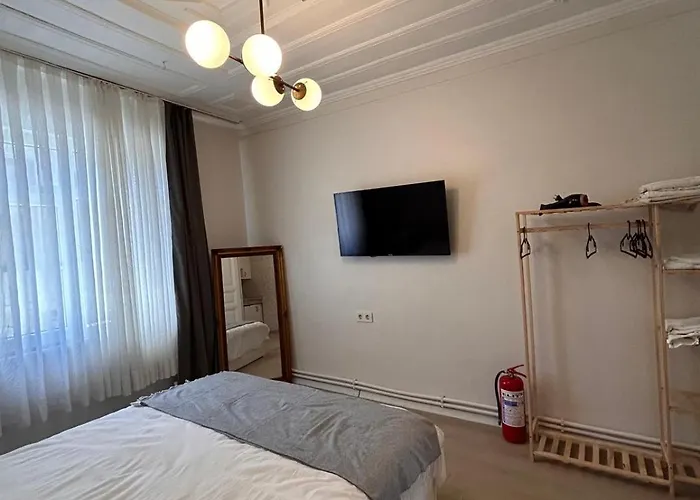 I1 With Lovely View By The Tram Aparthotel 4*